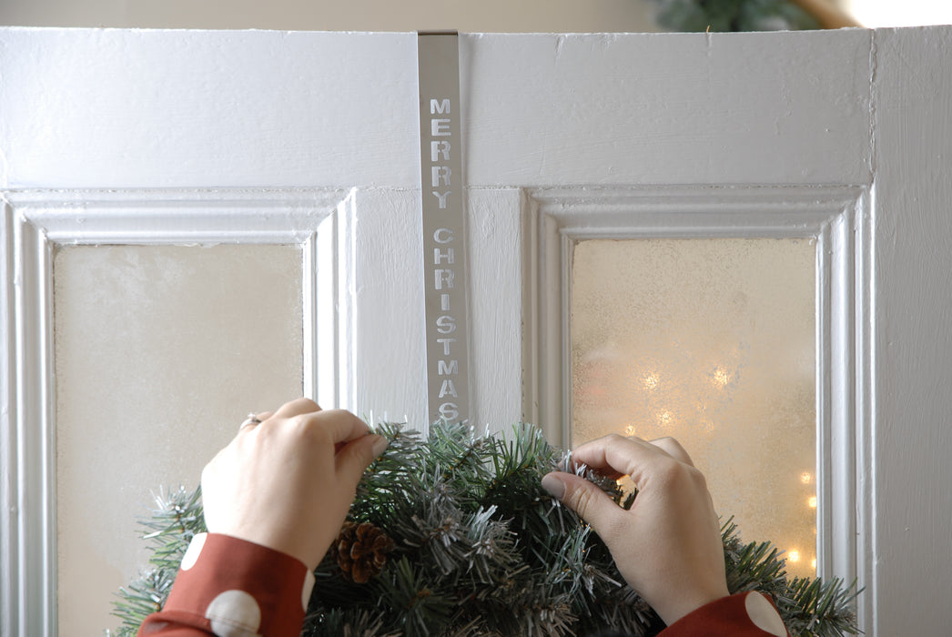 35cm Merry Christmas Wreath Hanger